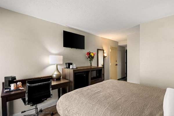 Quality Inn & Suites North Little Rock image 15
