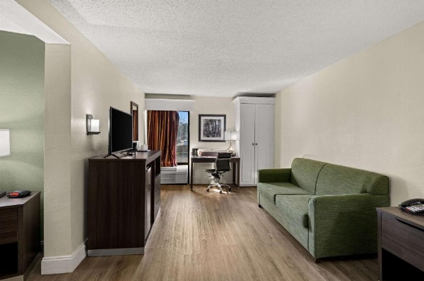 Quality Inn & Suites North Little Rock image 28